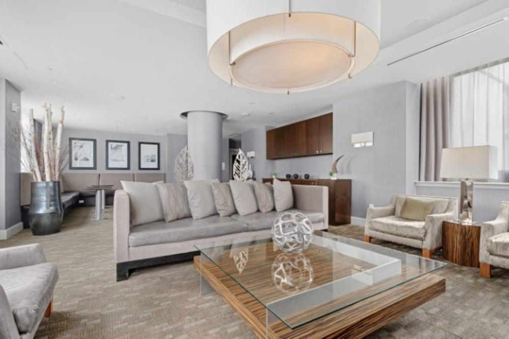 Global Luxury Suites At Metropolitan 저지시티 외부 사진